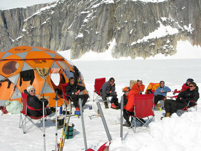 Camp-de-base-Ruth-Glacier