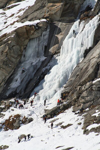 Bonneval : cascades en face Nord vers l'Ecot