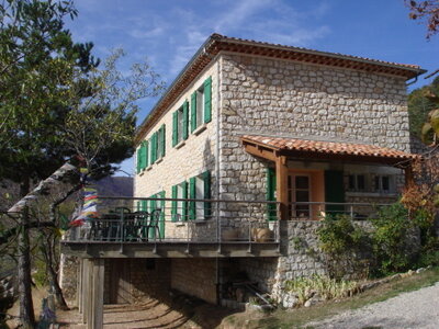� J Berthaud