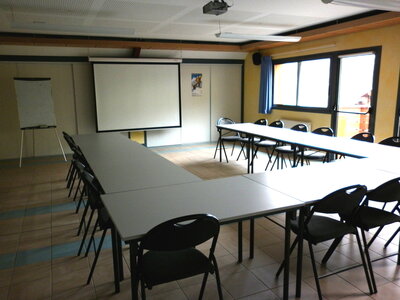 Salle-groupe-formation-grande