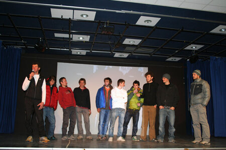 1� Lot du concours de reportage : 300 � ! pour le groupe hautes alpes