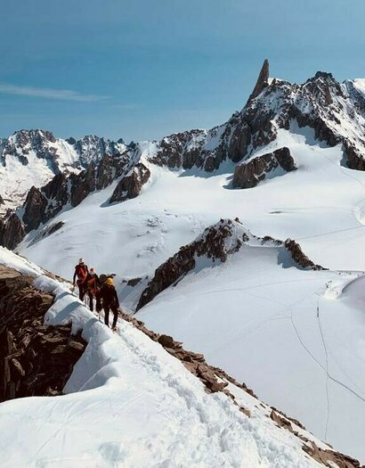 Lors de la traversée des aiguilles d'Entrèves. Lors de la traversée des aiguilles d'Entrèves.