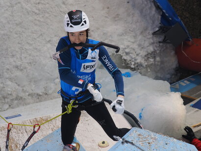 Marion Salmon-Thomas en finale © UIAA / Kaspar Kellerhals Marion Salmon-Thomas en finale © UIAA / Kaspar Kellerhals